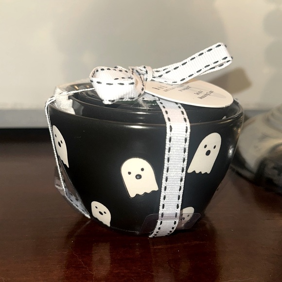 Rae Dunn GHOST measuring cups. - Picture 1 of 3
